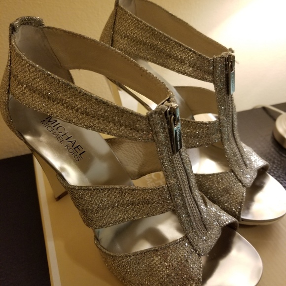 Michael Kors Shoes - Picture 3 of 6